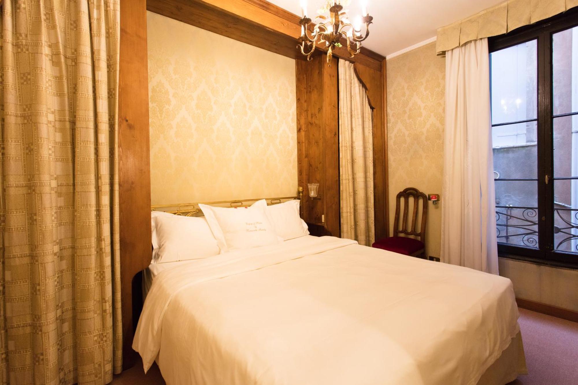 Hotel Flora Venezia Esterno foto
