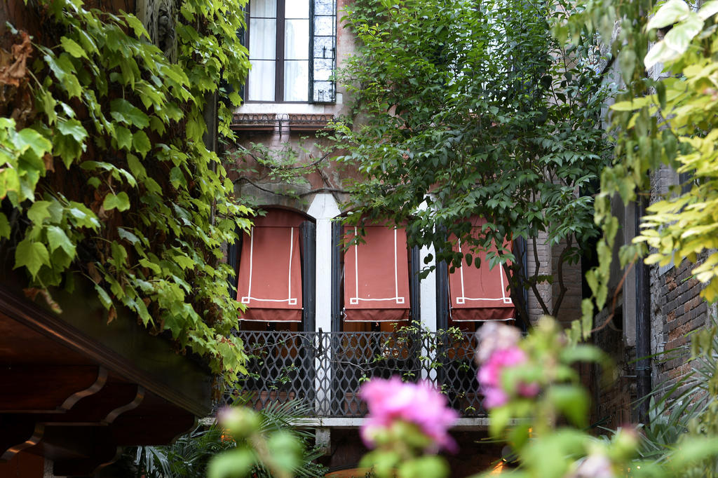Hotel Flora Venezia Esterno foto
